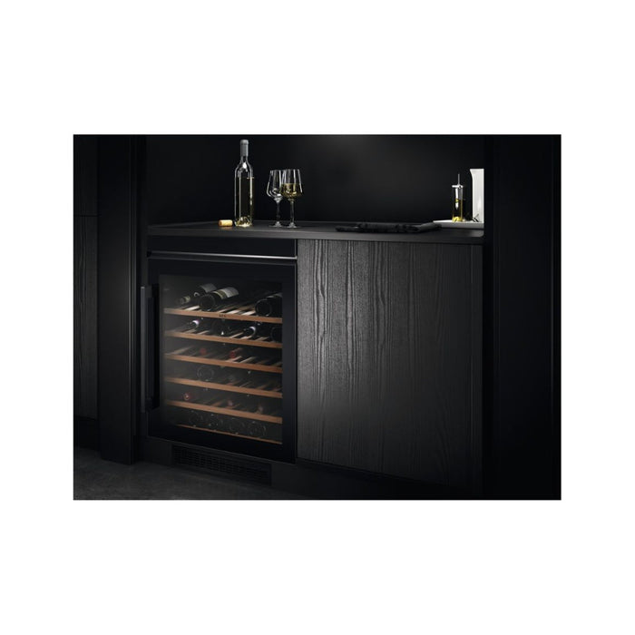 AEG AWS4052B5B B/U 60cm Wine Cabinet - Black Glass Image 3
