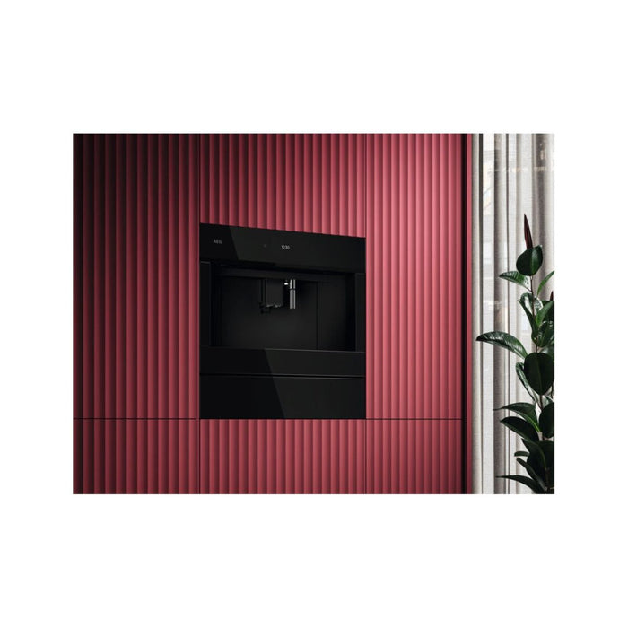 AEG NKC8N7B 2.5L Coffee Machine - Black Image 7