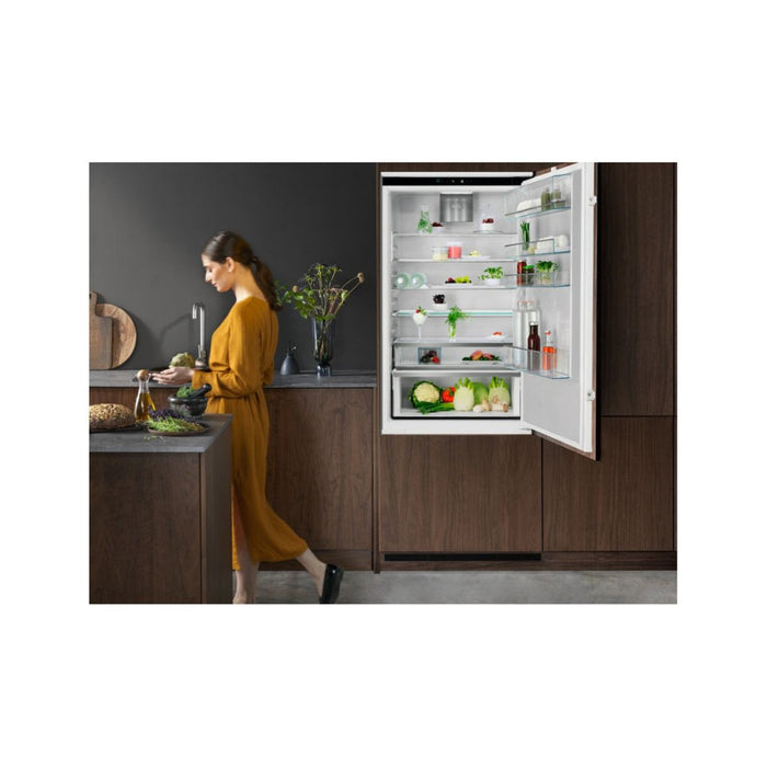 AEG NSC7G752ES B/I XL TwinTech No Frost 70/30 Fridge Freezer Image 3