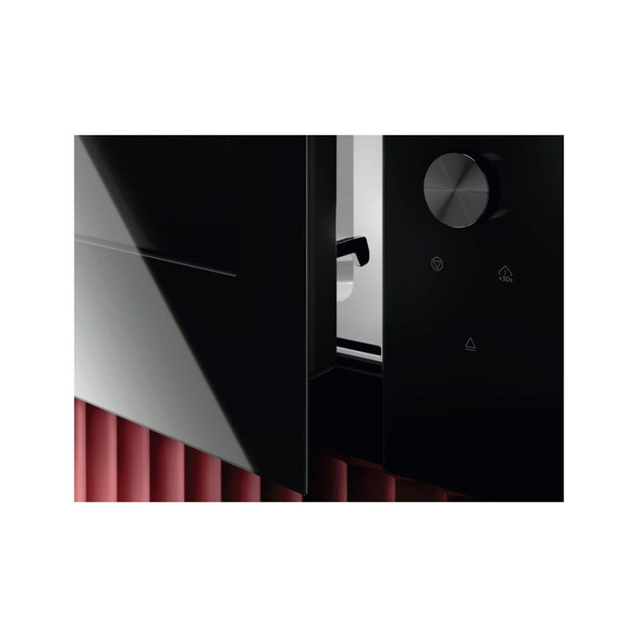 AEG OB6SM171DB B/I 800W Microwave - Black Image 4