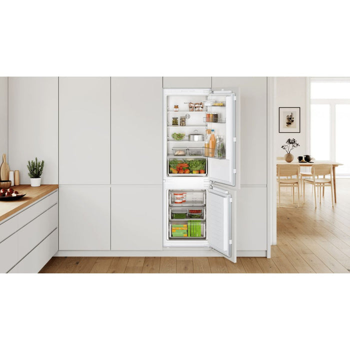 Bosch Series 2 KIN86NFE0G B/I NoFrost 60/40 Fridge Freezer Image 7