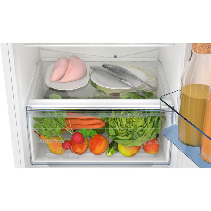Bosch Series 2 KIN96NSE0G B/I No Frost 60/40 Fridge Freezer Image 5