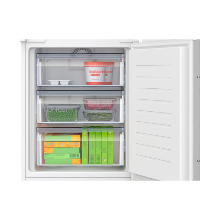 Bosch Series 2 KIN96NSE0G B/I No Frost 60/40 Fridge Freezer Image 6