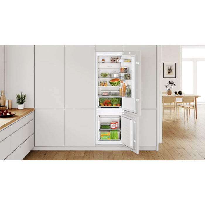 Bosch Series 2 KIV87NSE0G B/I Low Frost 70/30 Fridge Freezer Image 7