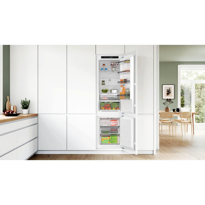 Bosch Series 4 KIN96VFD0 B/I NoFrost 60/40 Fridge Freezer Image 6