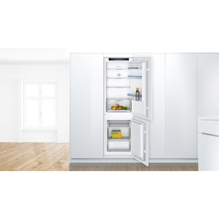 Bosch Series 4 KIV86VSE0G B/I Low Frost 60/40 Fridge Freezer Image 7