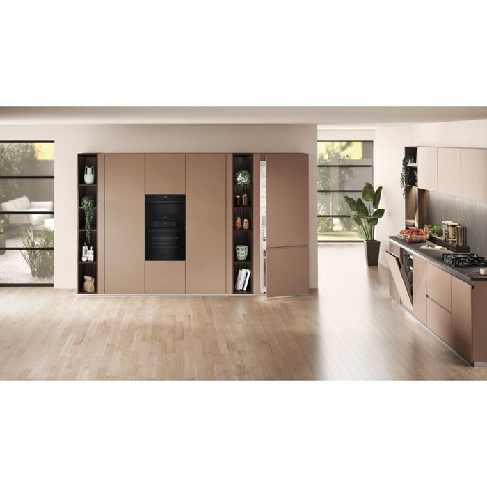 Hotpoint HPD254CRBUK B/I 1000W Microwave & Grill - Black Image 6