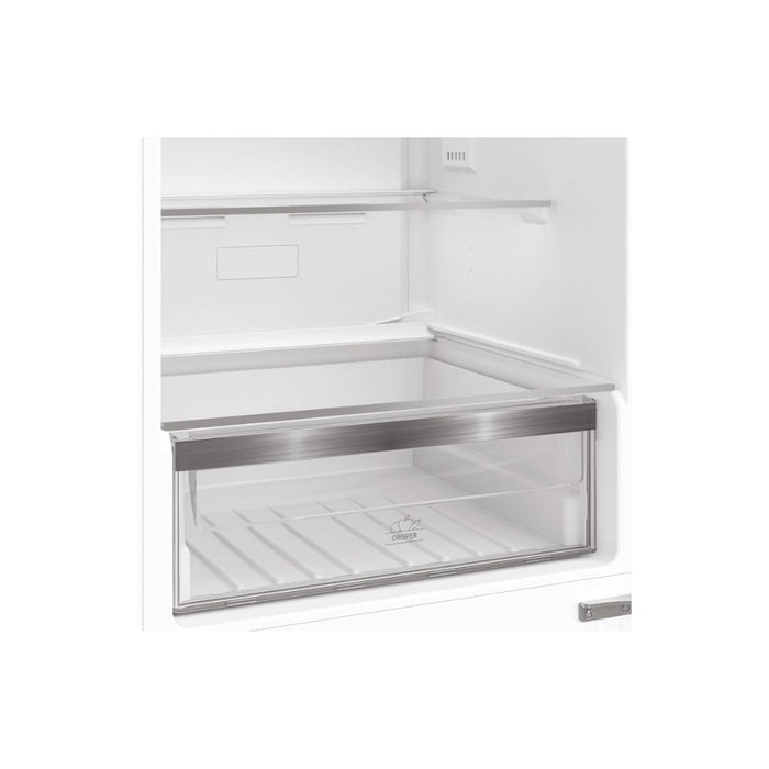 Hotpoint HPKH 1262B4 UK B/I Frost Free 50/50 Fridge Freezer Image 4