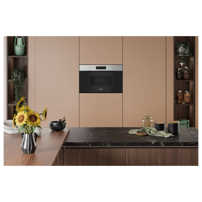 Hotpoint HPMK12CXUK B/I 750W Microwave & Grill - St/Steel Image 5