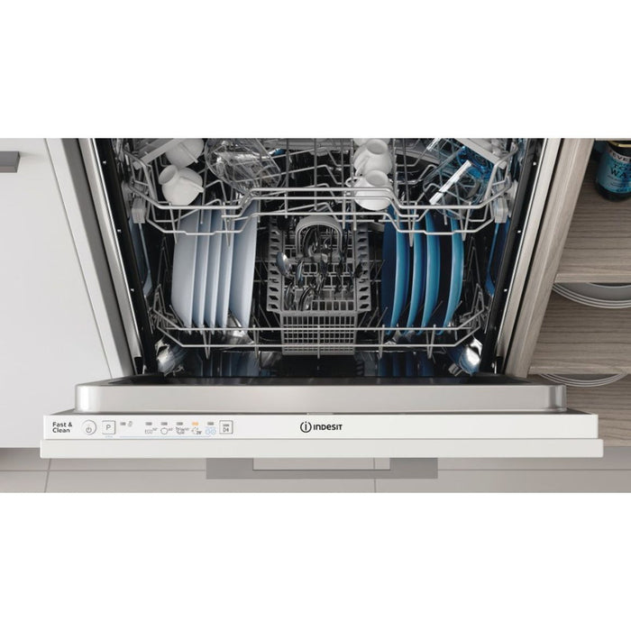 Indesit D2I HL326 UK F/I 14 Place Dishwasher Image 4