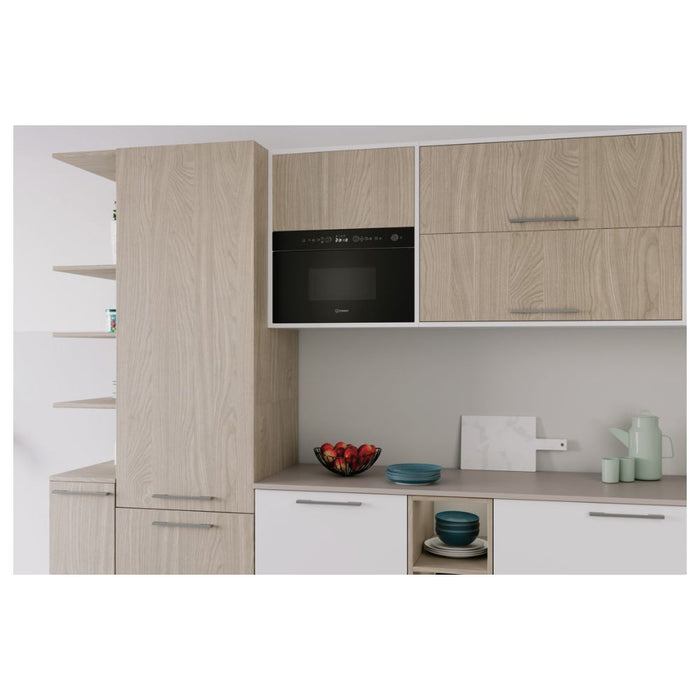 Indesit IM K12 XUK B/I 750W Microwave & Grill Image 9
