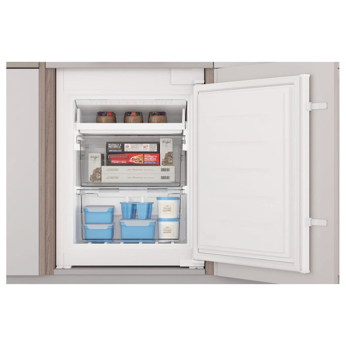 Indesit INC18 T112 UK B/I Frost Free 70/30 Fridge Freezer Image 7