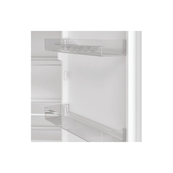 Indesit KINS 1261B4 UK B/I 50/50 Fridge Freezer Image 3