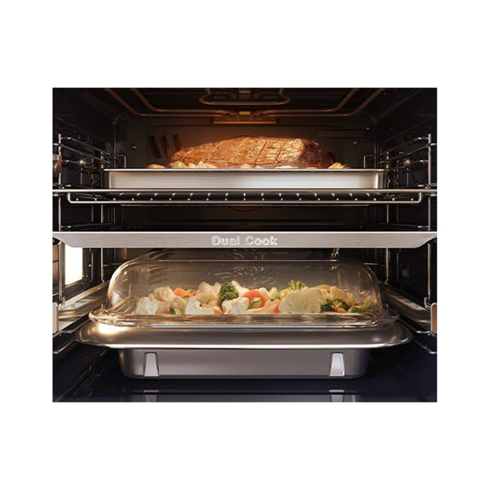 Samsung Bespoke Series 5 NV7B5775XAK/U4 Oven with Dual Cook Flex - Black Glass Image 9